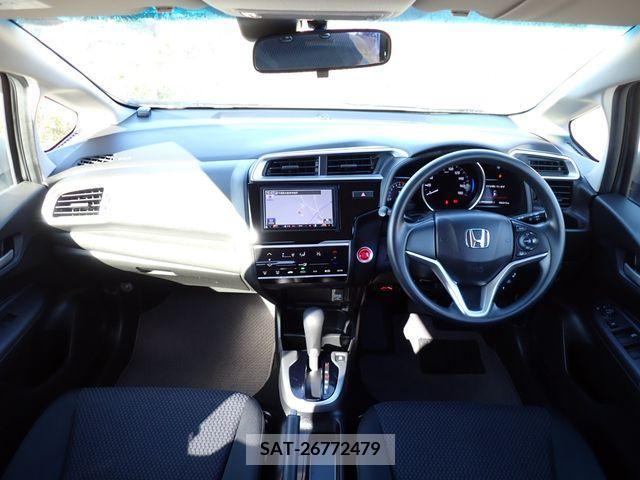 Honda FIT 2018-04 372102-1