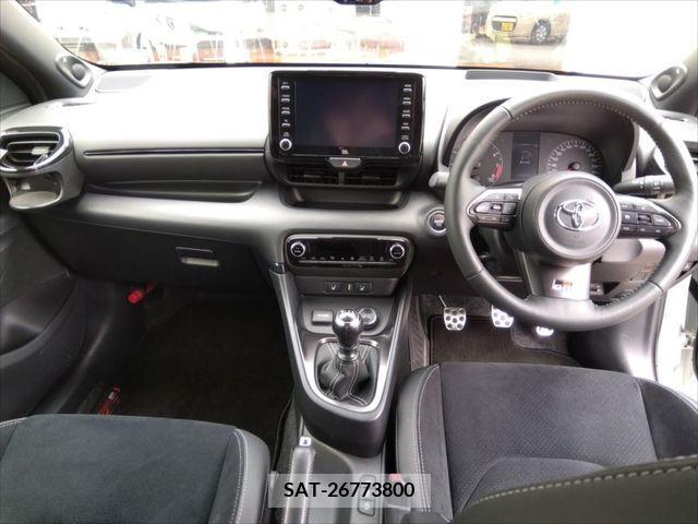 Toyota YARIS 2021-09 271163-1