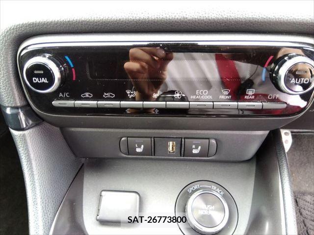 Toyota YARIS 2021-09 271163-11