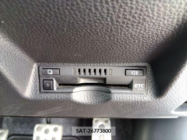 Toyota YARIS 2021-09 271163-14