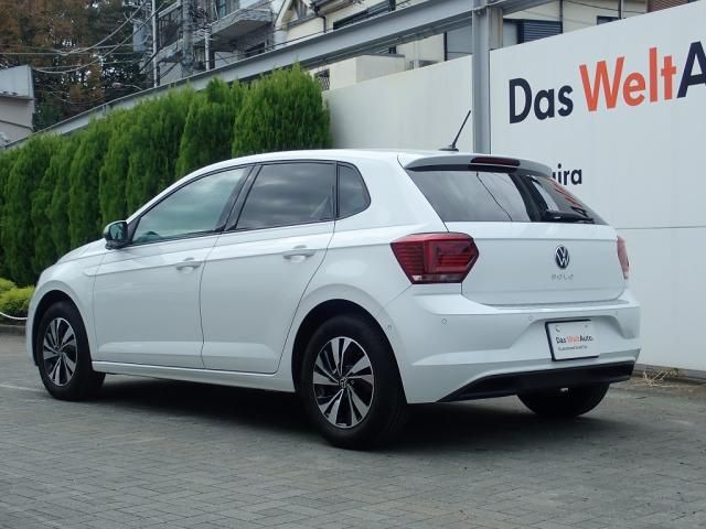 VolksWagen POLO 2021-10 194782-6