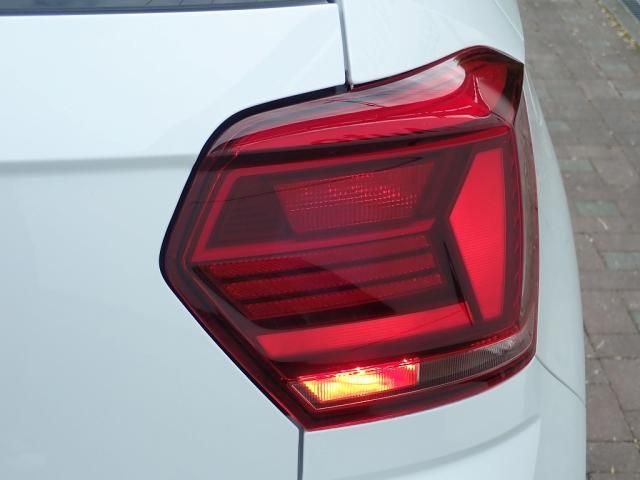 VolksWagen POLO 2021-10 194782-16