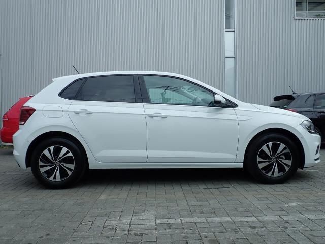 VolksWagen POLO 2021-10 194782-9