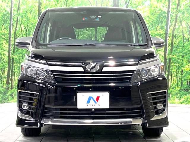 Toyota VOXY 2017-01 188832-14