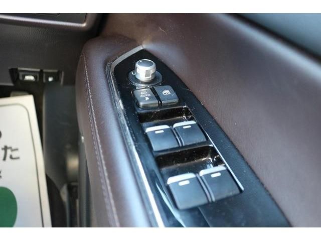 Mazda CX-8 2018-08 24692-13