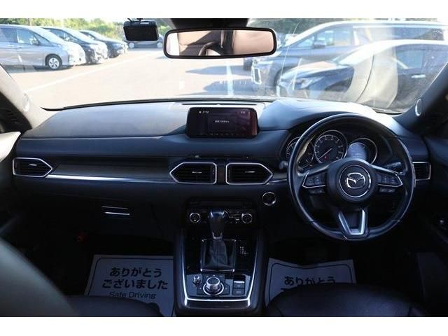 Mazda CX-8 2018-08 24692-11