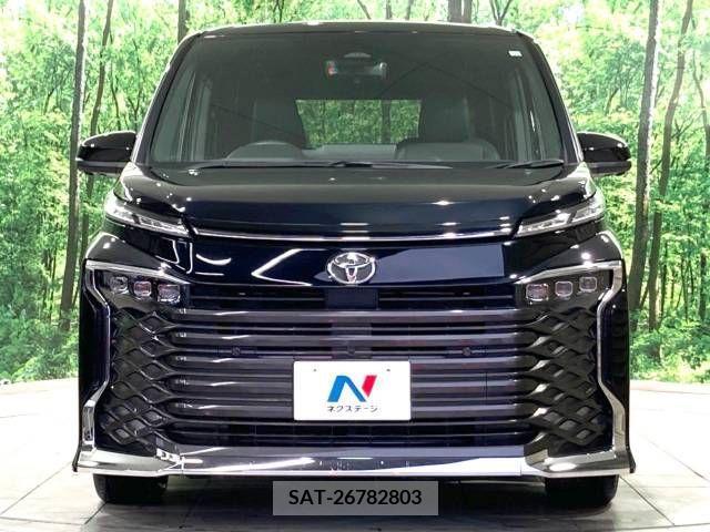 Toyota VOXY 2022-10 313565-14