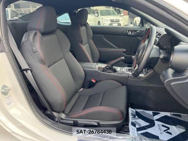 Subaru BRZ 2022-07 222833-8