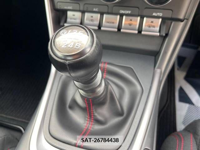 Subaru BRZ 2022-07 222833-4