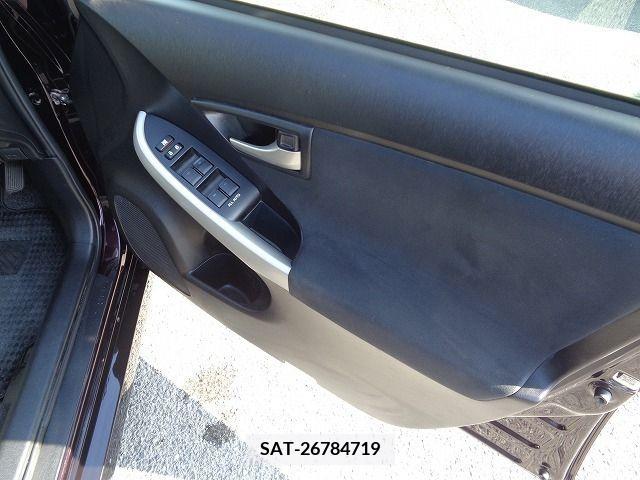 Toyota PRIUS 2012-08 346532-19