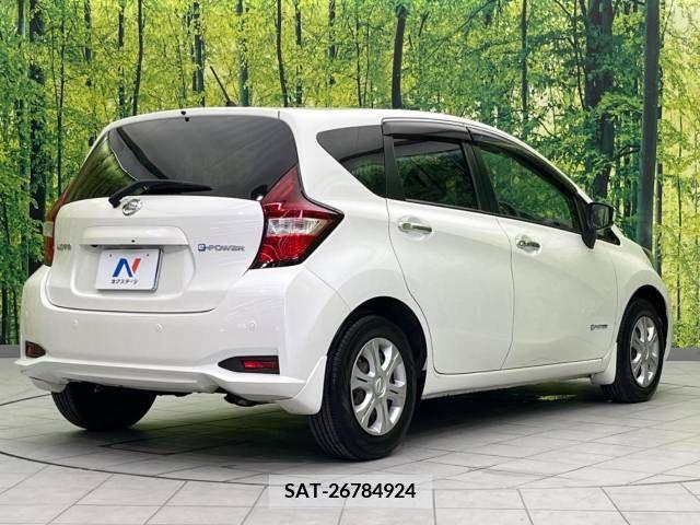 Nissan NOTE 2018-05 380846-17
