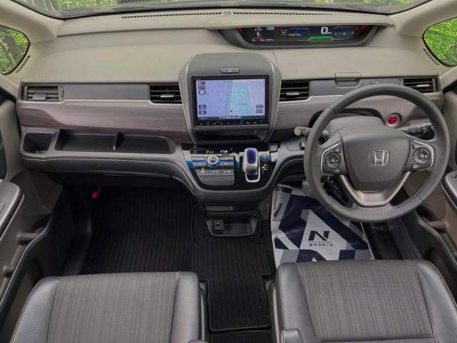Honda FREED HYBRID 2017-02 21188-1