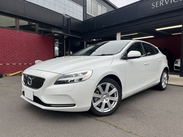 Volvo V40 2017-06 7593-0