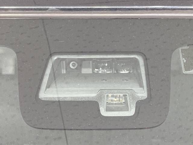 Suzuki SPACIA 2018-01 183000-4