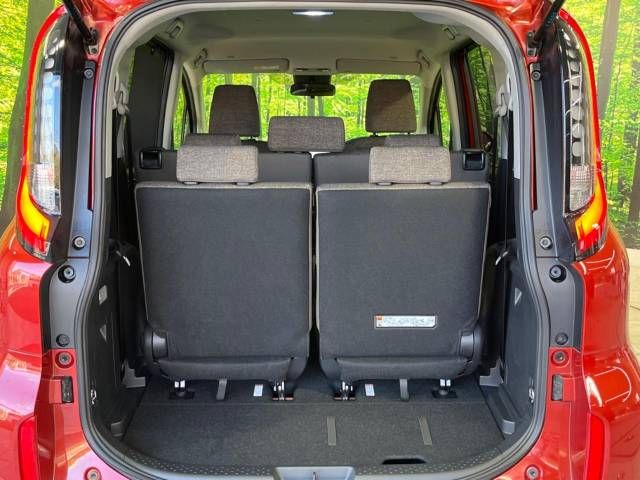 Toyota SIENTA 2022-11 27214-11