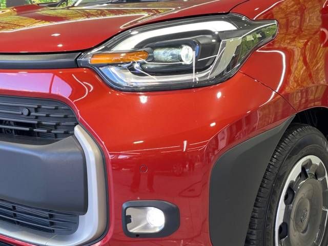 Toyota SIENTA 2022-11 27214-13