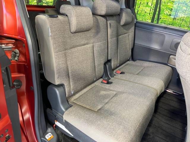 Toyota SIENTA 2022-11 27214-9