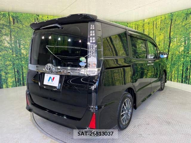 Toyota VOXY 2015-11 289175-15