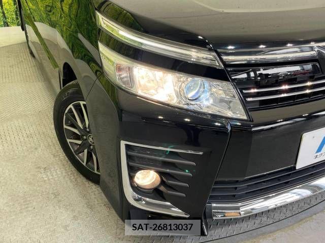 Toyota VOXY 2015-11 289175-10