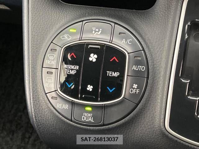 Toyota VOXY 2015-11 289175-4