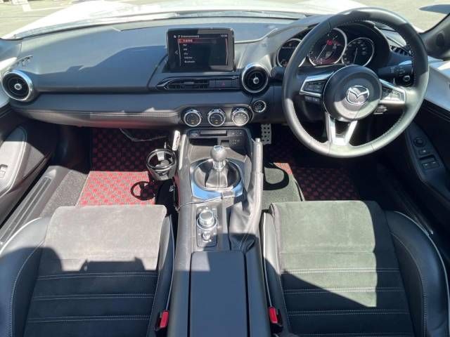Mazda ROADSTER 2022-03 13986-1