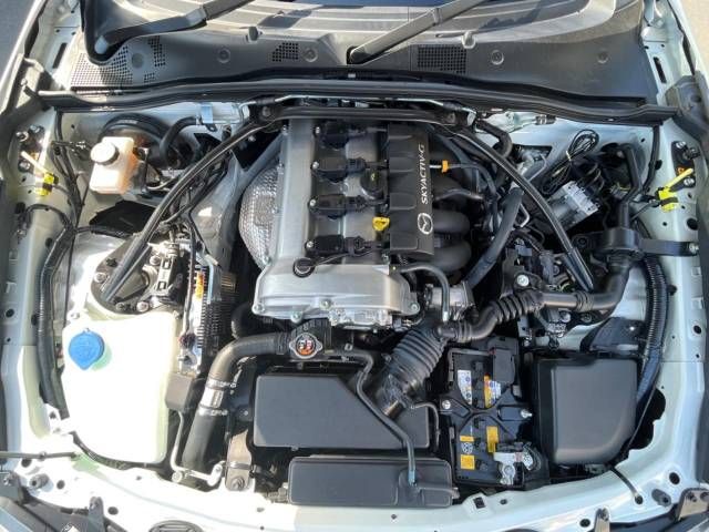 Mazda ROADSTER 2022-03 13986-18