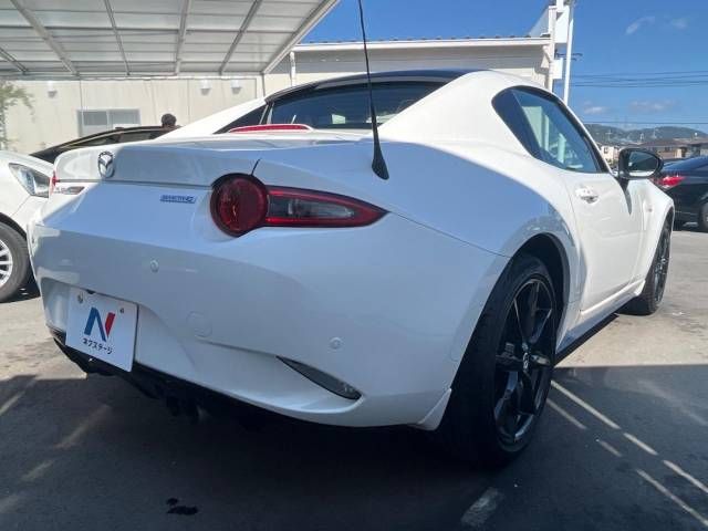 Mazda ROADSTER 2022-03 13986-17