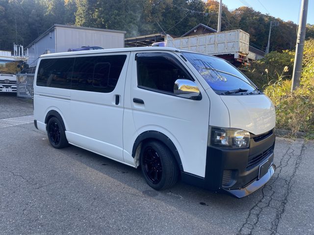 Toyota HIACE VAN 2015-07 28274-2