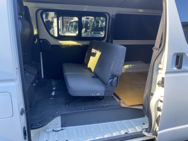 Toyota HIACE VAN 2015-07 28274-12