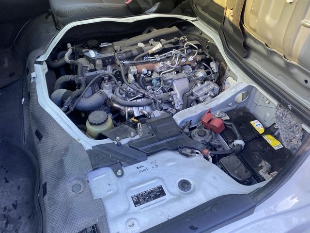 Toyota HIACE VAN 2015-07 28274-23