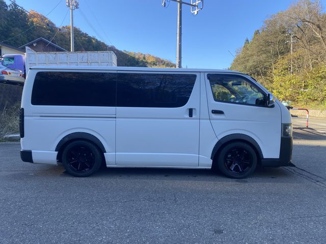Toyota HIACE VAN 2015-07 28274-3