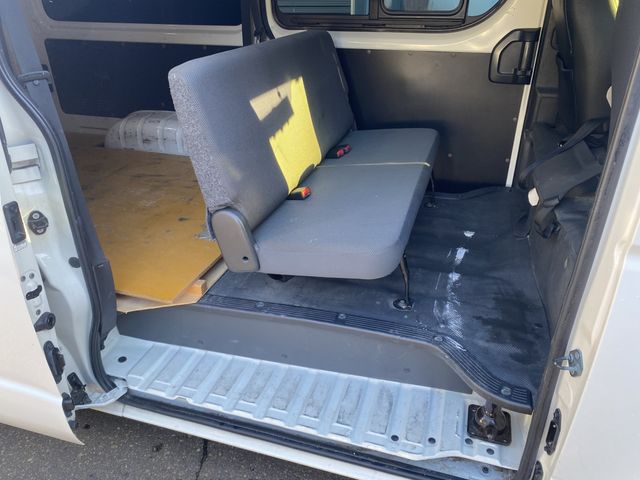 Toyota HIACE VAN 2015-07 28274-13