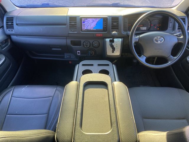 Toyota HIACE VAN 2015-07 28274-11