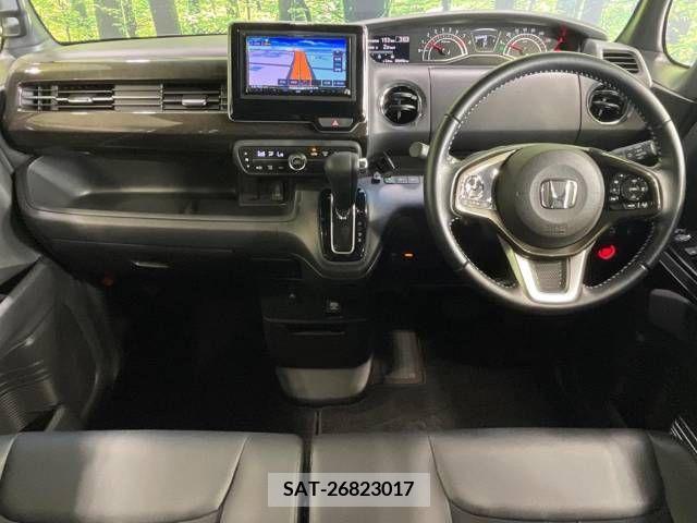Honda N BOX CUSTOM 2019-04 279135-1