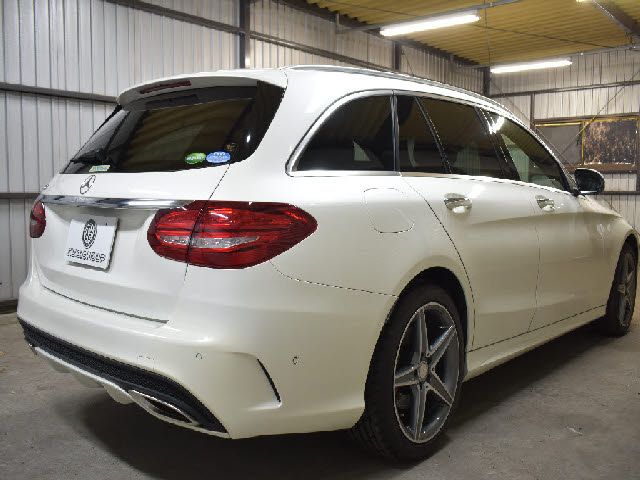 Mercedes Benz C-CLASS 2016-06 13369-2