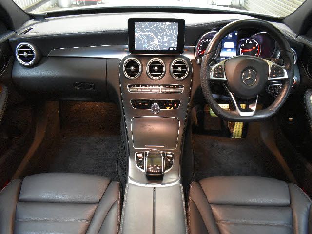 Mercedes Benz C-CLASS 2016-06 13369-1