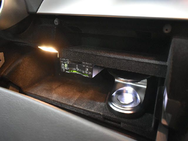 Mercedes Benz C-CLASS 2016-06 13369-13