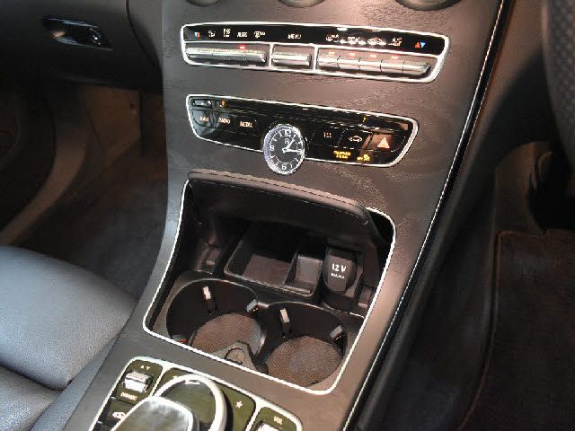 Mercedes Benz C-CLASS 2016-06 13369-11