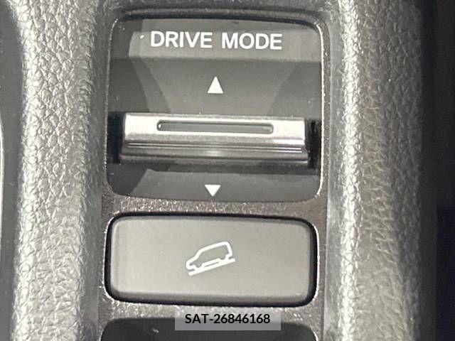 Honda VEZEL 2023-04 288348-6