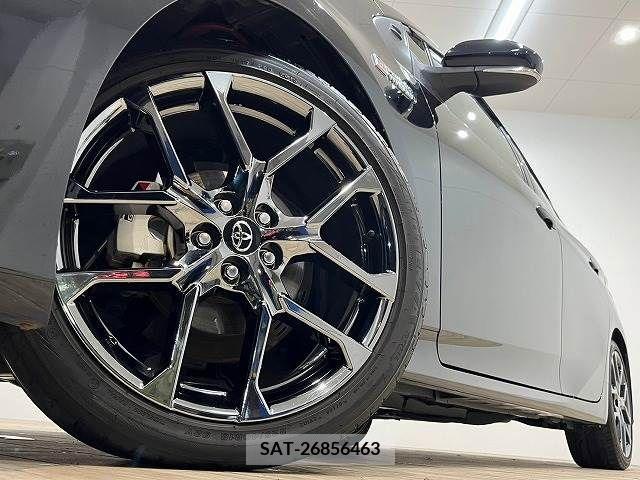 Toyota PRIUS PHV 2019-02 217488-17