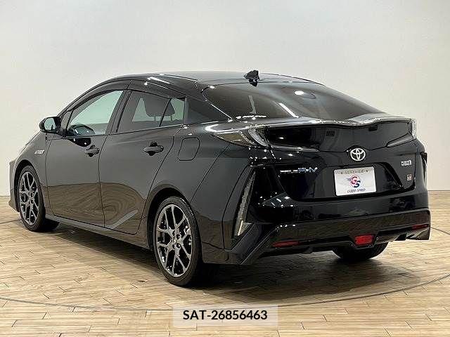 Toyota PRIUS PHV 2019-02 217488-16