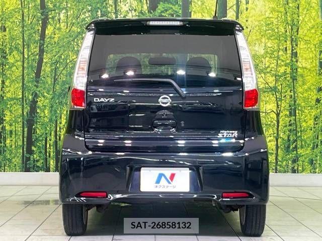 Nissan DAYZ 2013-10 353606-15