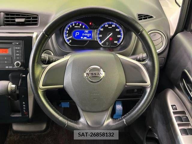 Nissan DAYZ 2013-10 353606-11