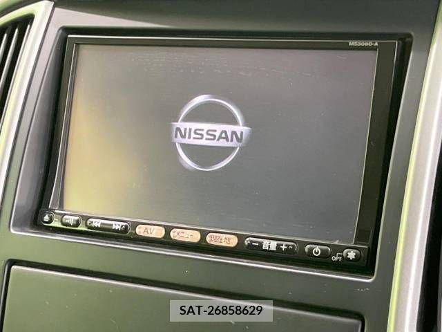 Nissan SERENA 2009-08 393896-4