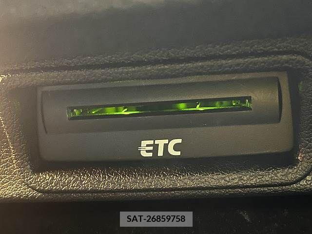 Audi Q3 2015-07 293792-9