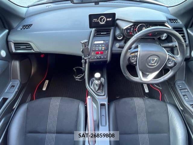 Honda S660 2015-07 331757-1