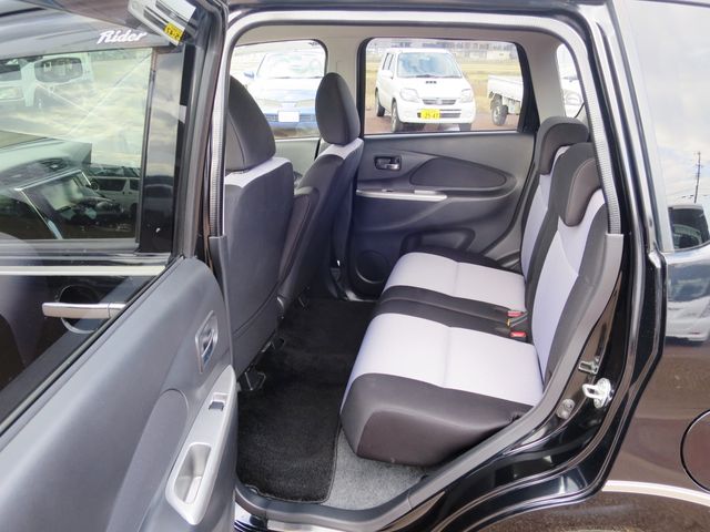 Nissan DAYZ 2015-05 196635-7