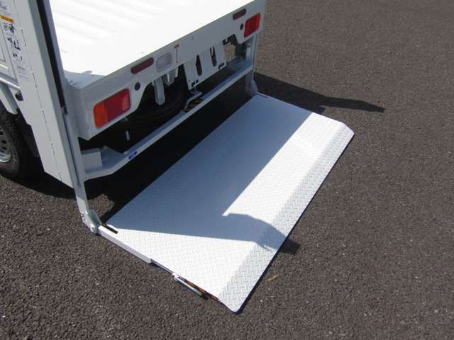 Suzuki CARRY TRUCK 2023-07 7430-9