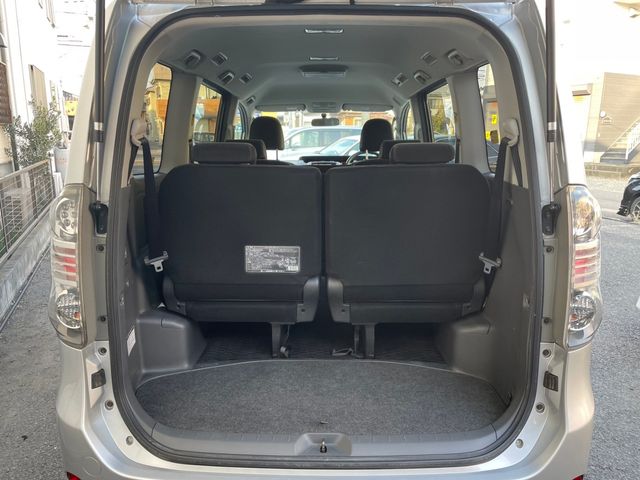 Toyota VOXY 2008-07 1461-9