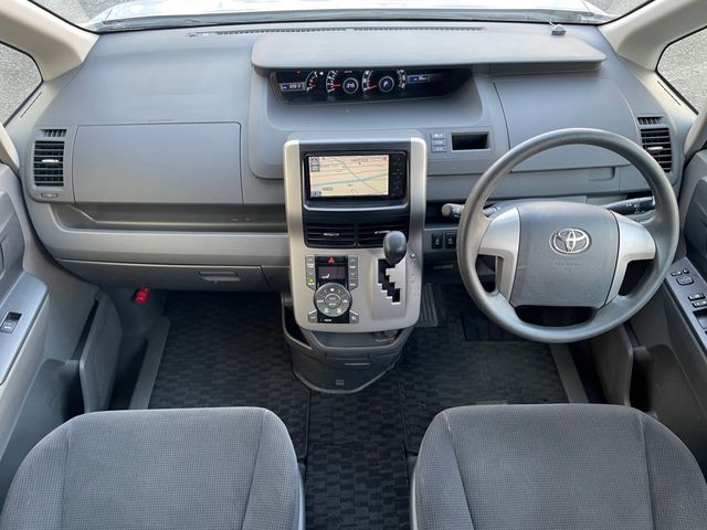 Toyota VOXY 2008-07 1461-4